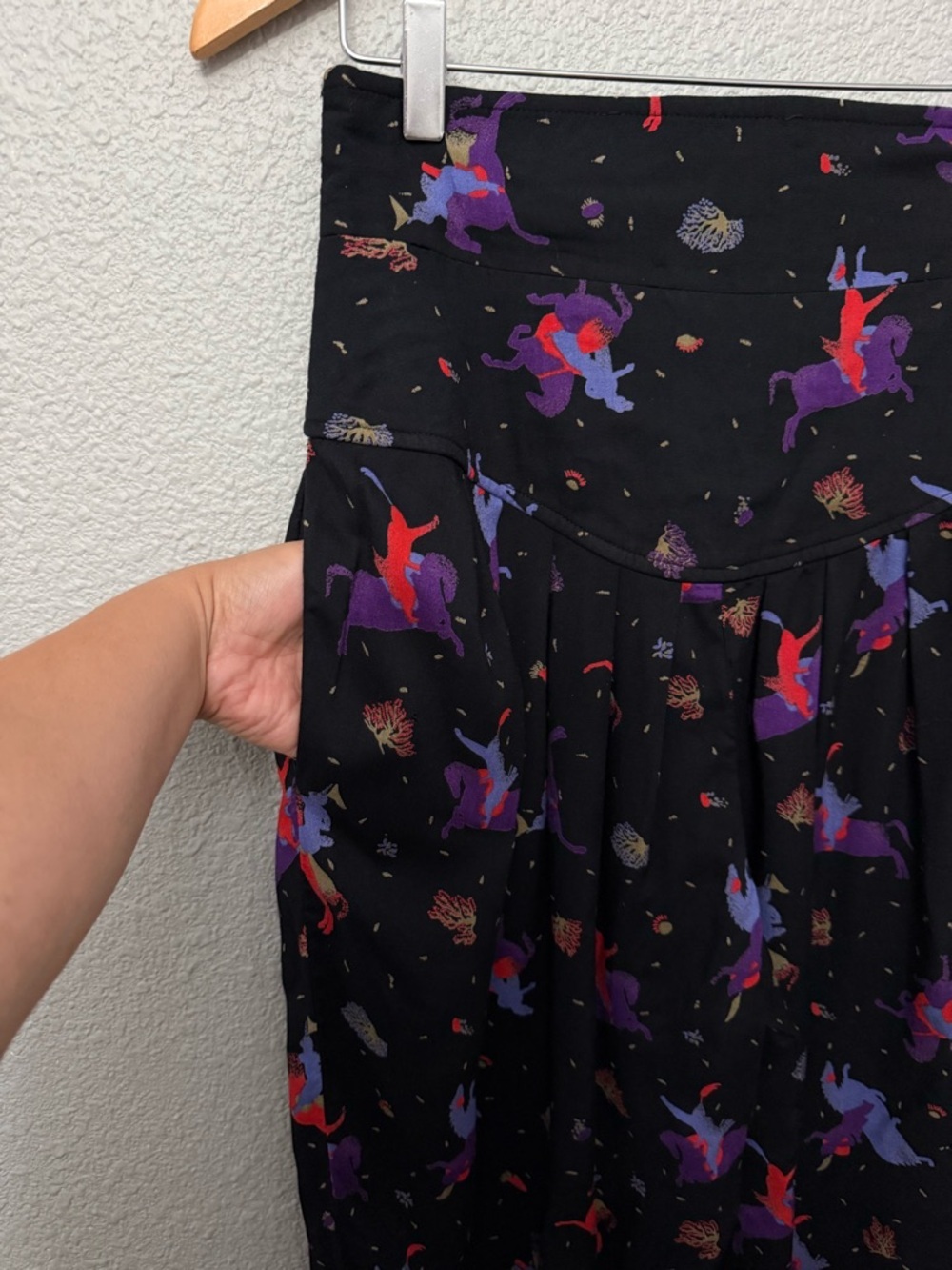 Vtg Rare Barboglio Pleated Equestrian Print Trousers Size 6 Whimsy - Picture 3 of 8